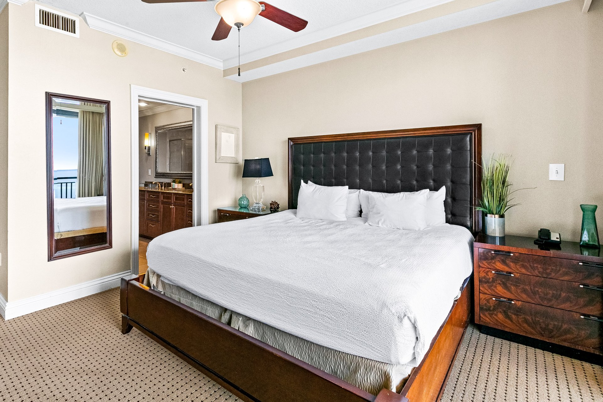 Emerald Grande 927 22