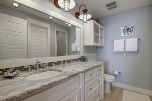 Private King Bathroom with Large Walkin Closet