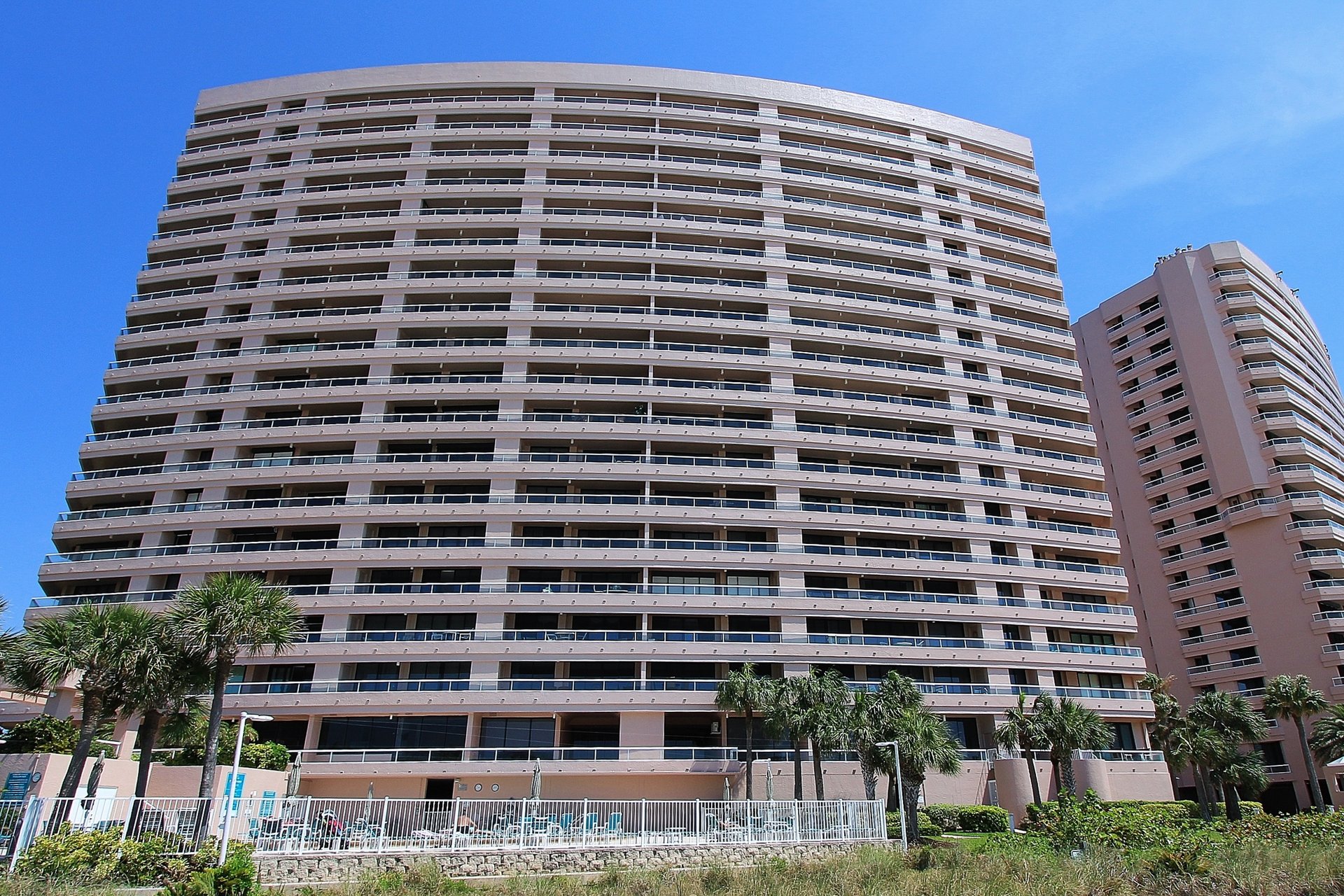 Crescent Beach Club I 16C 31