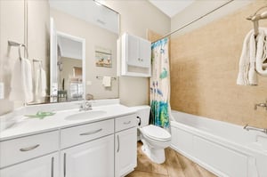 2nd Floor, Bunk Bathroom