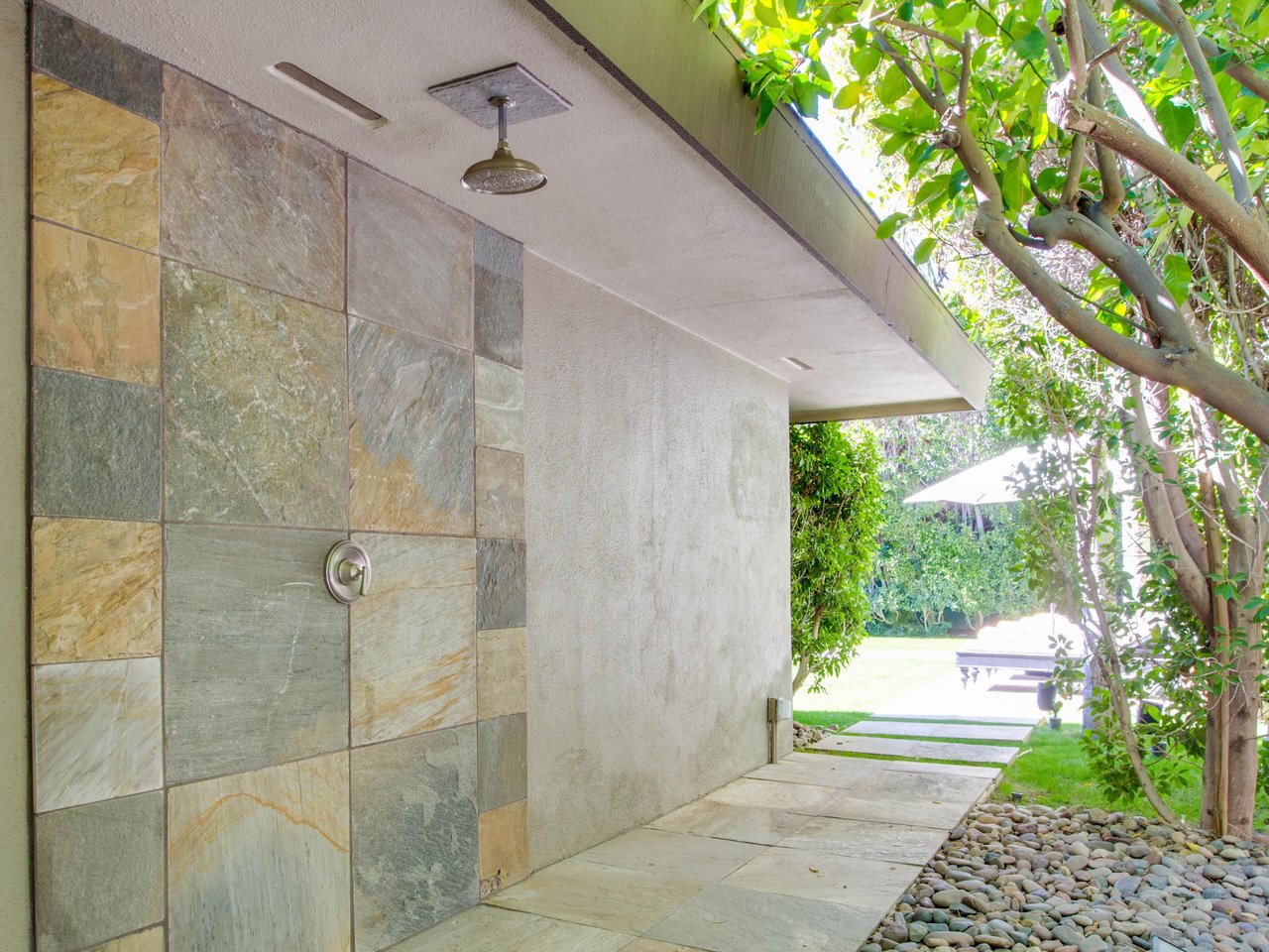 Luxurious outdoor shower