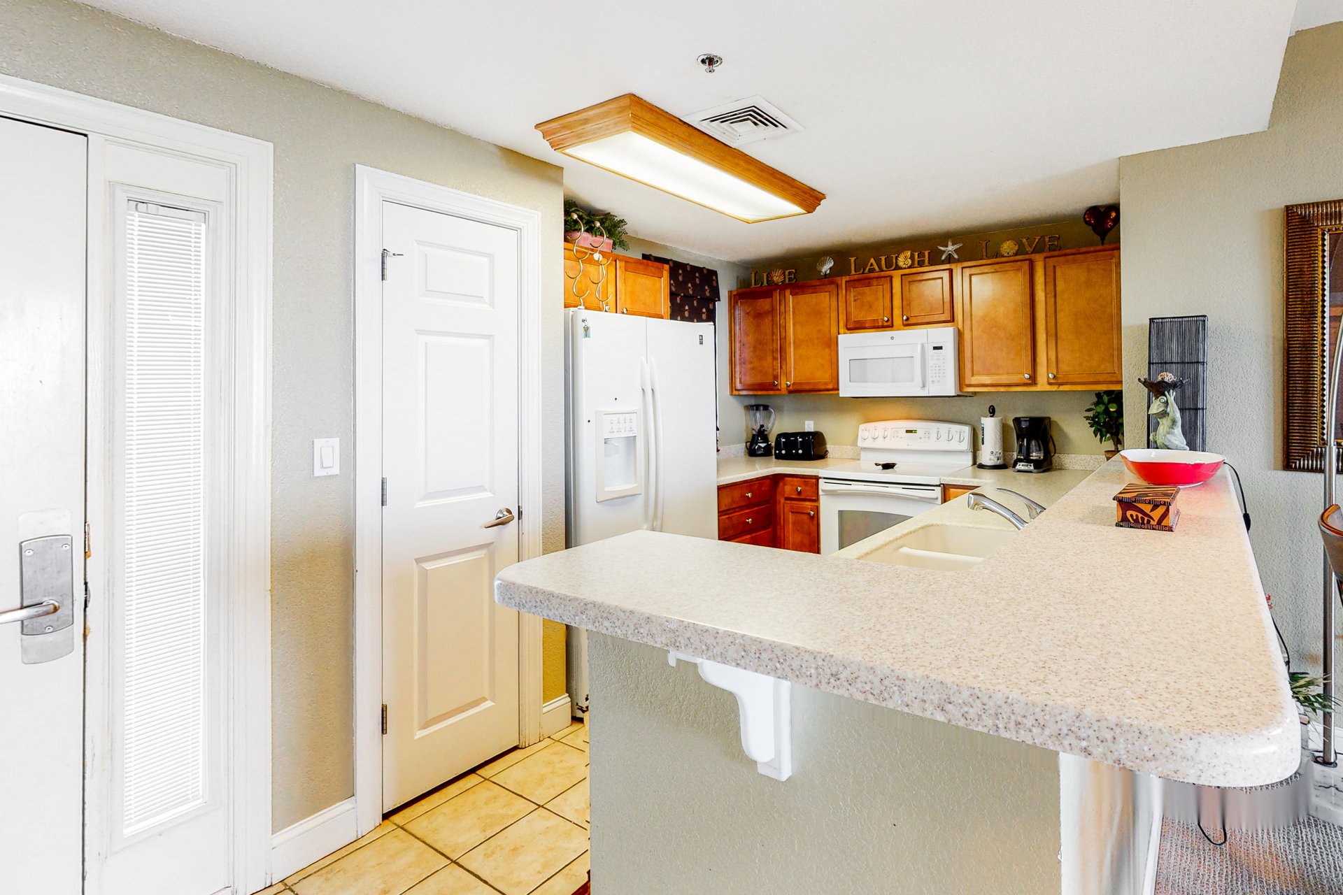 Emerald Dolphin 0620 5