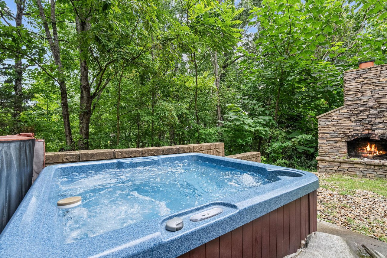 ridgetoptheatrelodge53