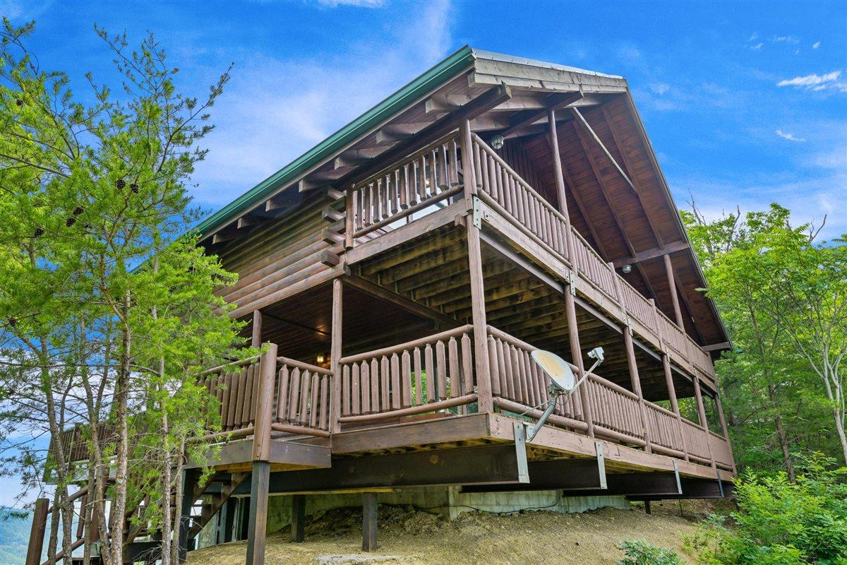 73Front Elevation