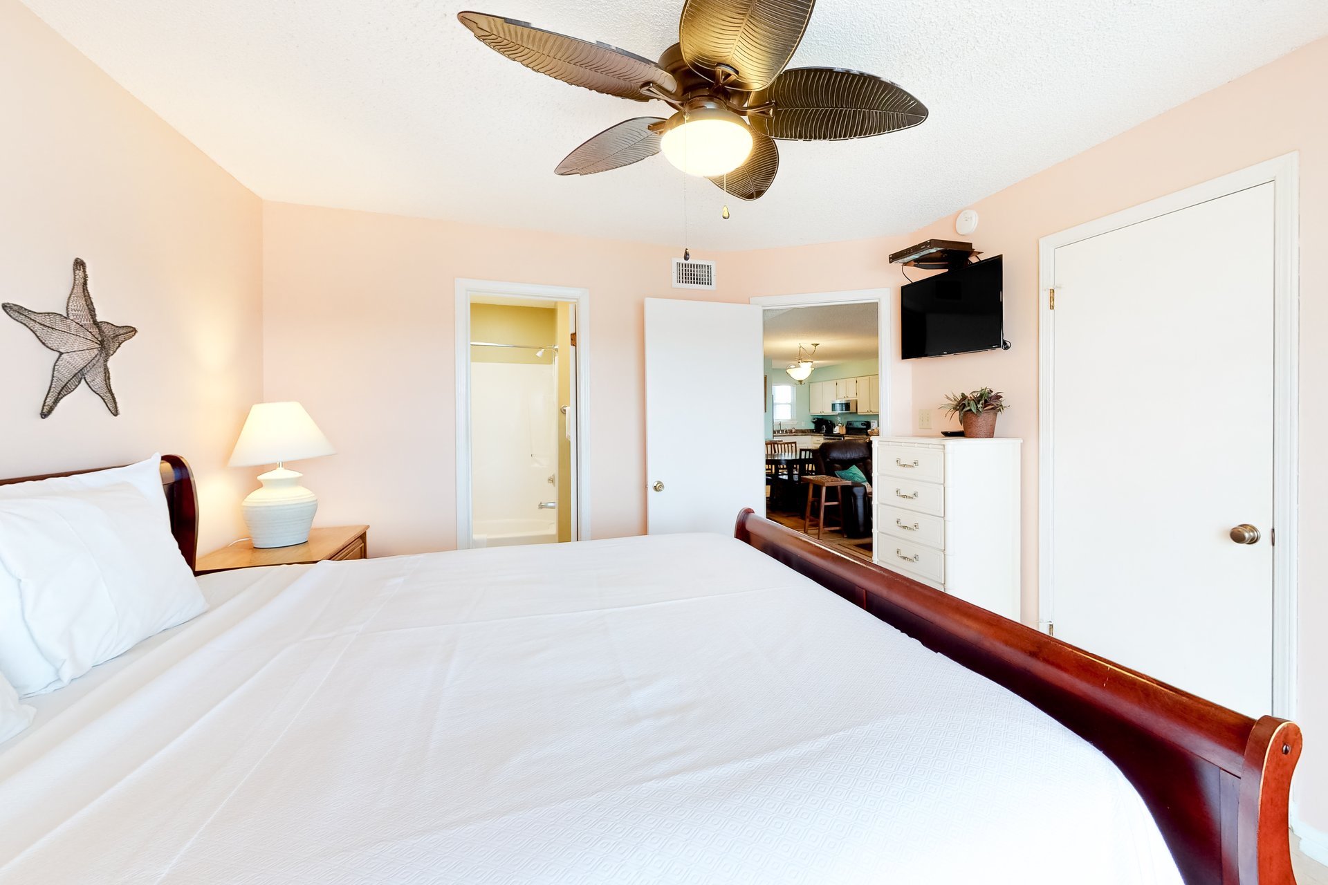 Lagoon Landing 208 10