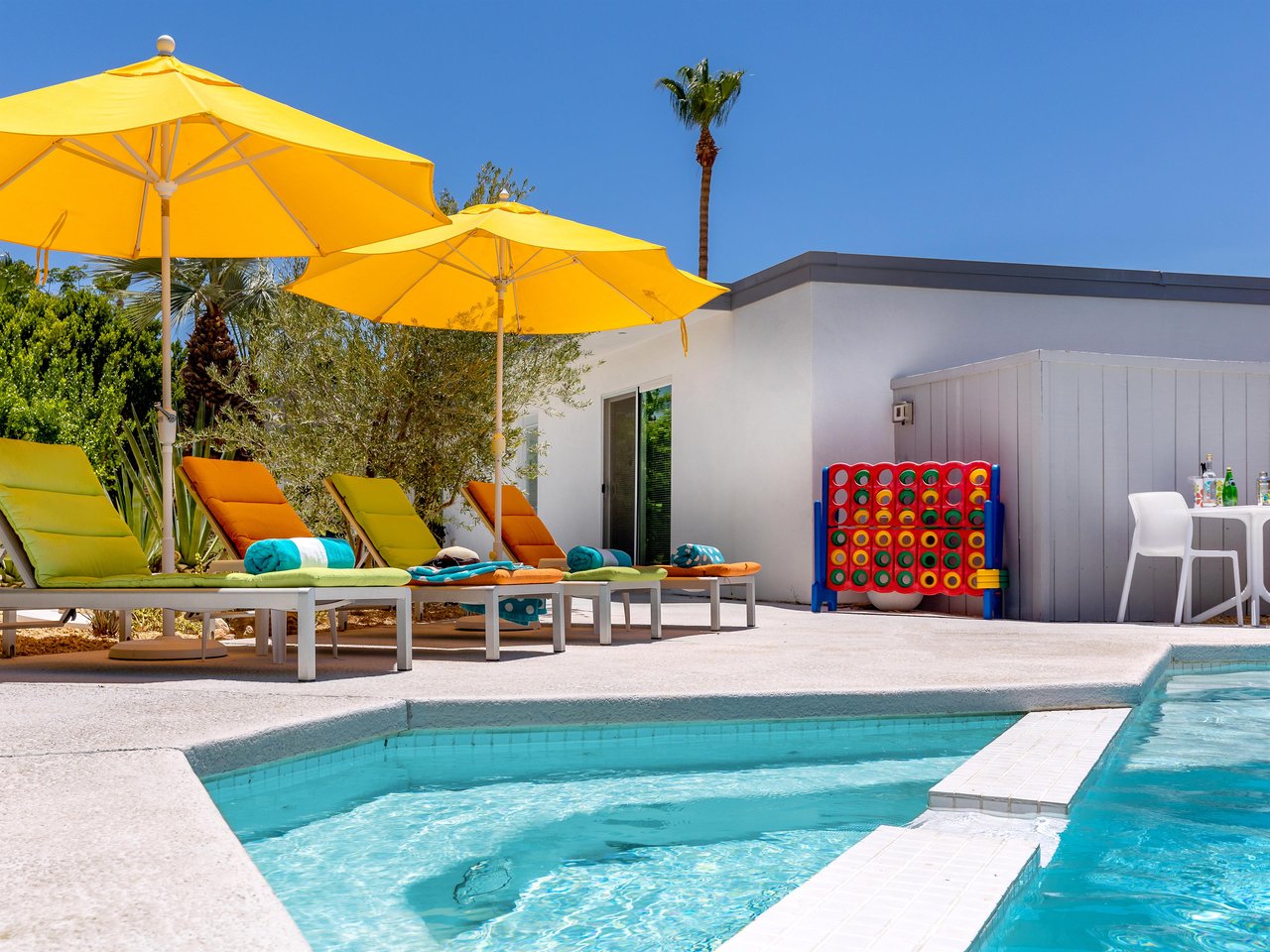 Amazing spa with lounge area