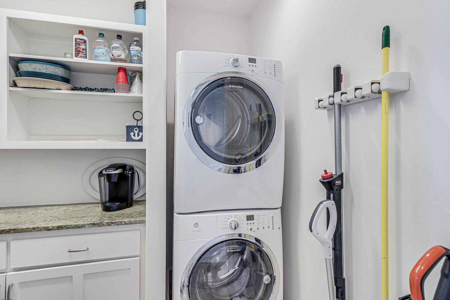 WalkIn Pantry, 2nd Floor