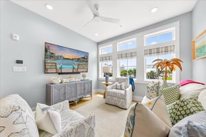1st Floor, Living Room