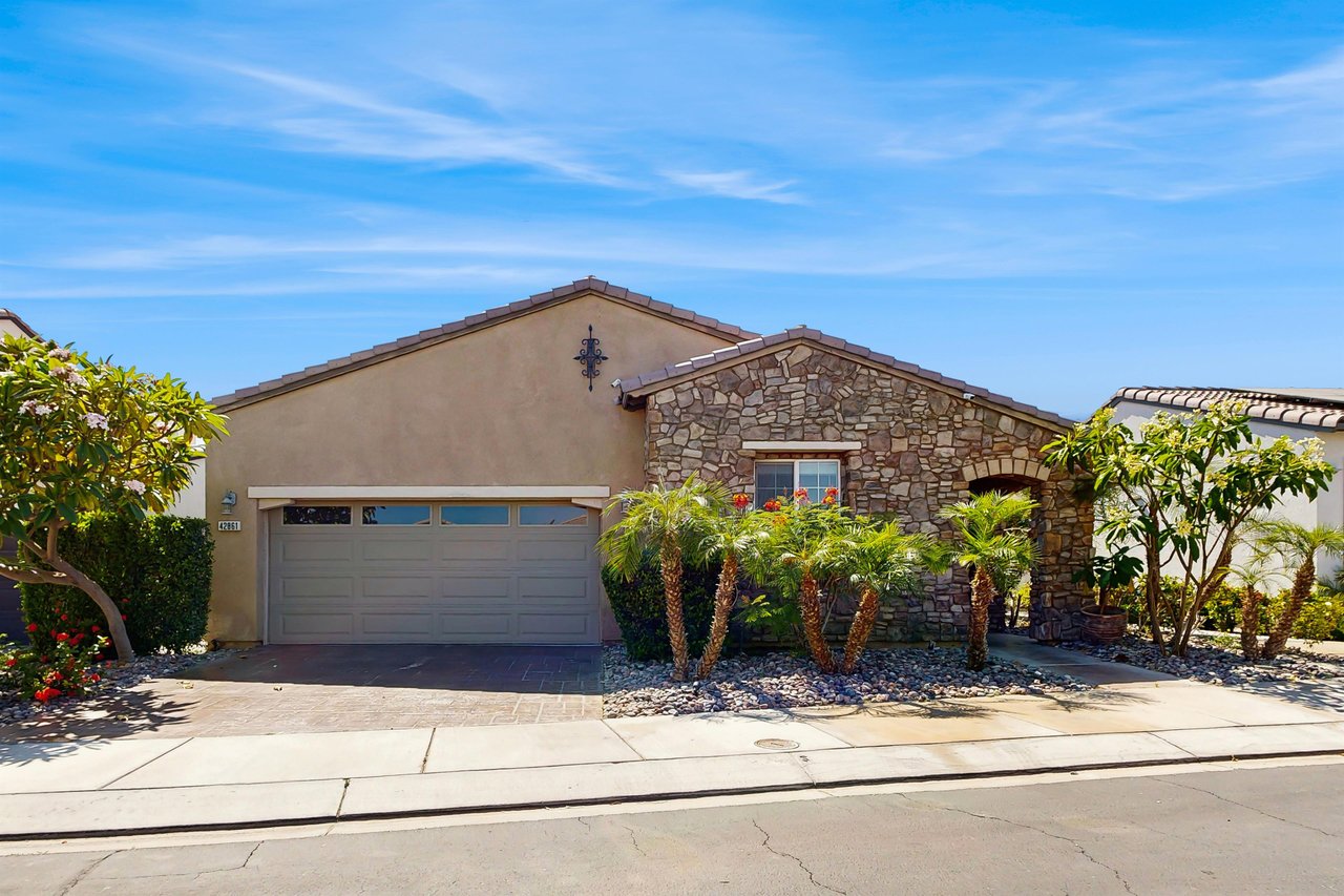 Parking includes 12 garage spaces and 12 driveway spaces for a total of 3 cars.