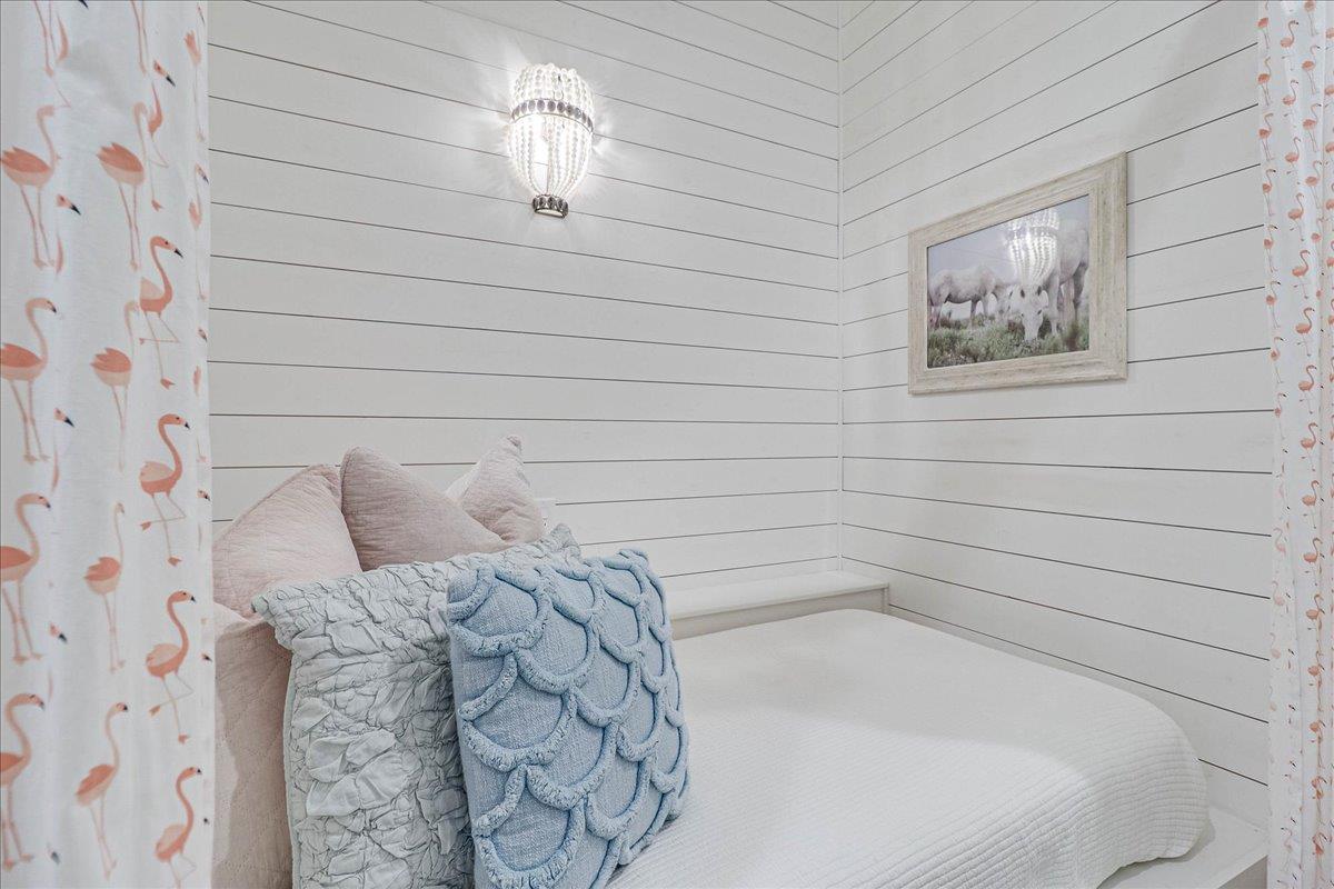 Twin Sleeping Nook, 1st Floor