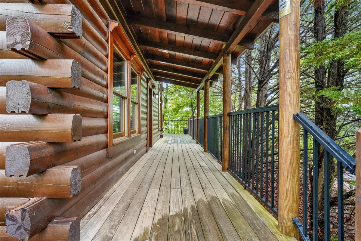 03Porch
