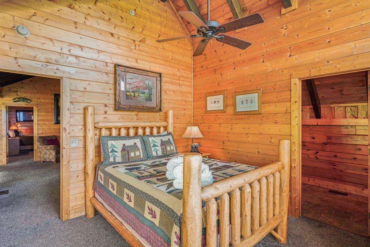 085Bedroom