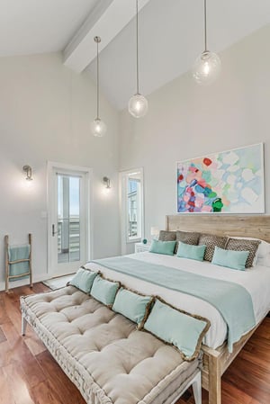 Primary King, 2nd Floor