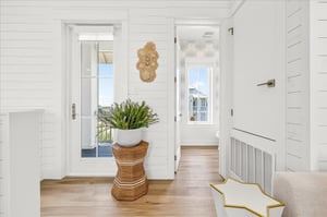 2nd Floor, Landing