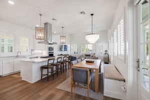 1st Floor, Dining Area
