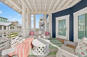 Lounge Balcony, 1st Floor