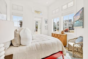 Back King Bedroom, 1st Floor