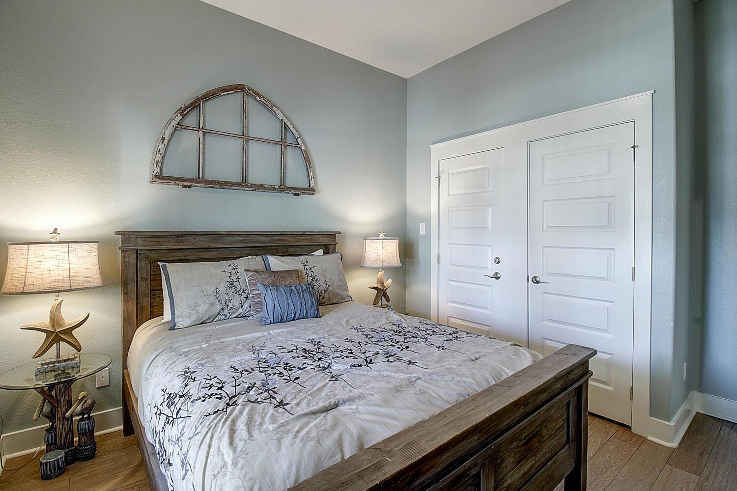 Queen Bedroom, 1st Floor