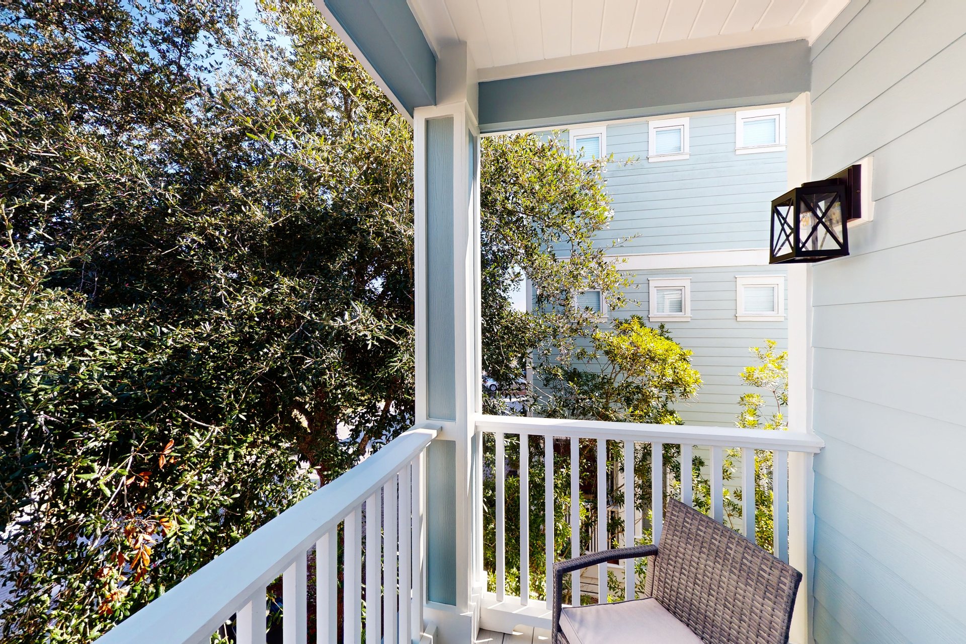 Seconds From the Sand 15