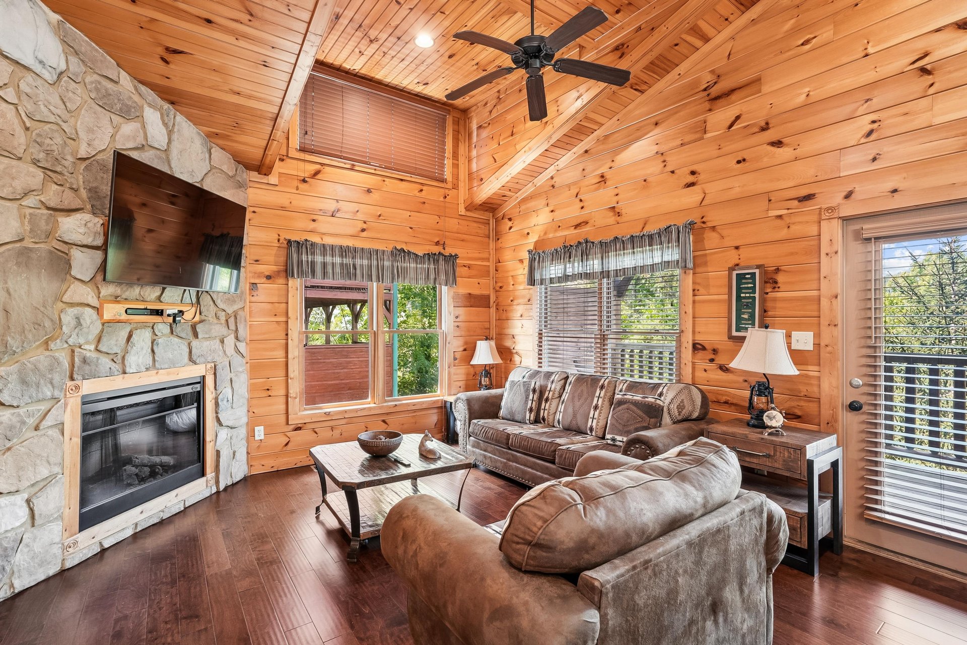 07Living Room