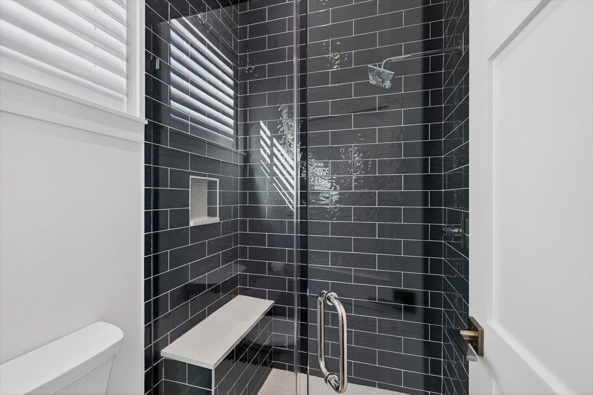 Bunk Bathroom, Ground Floor