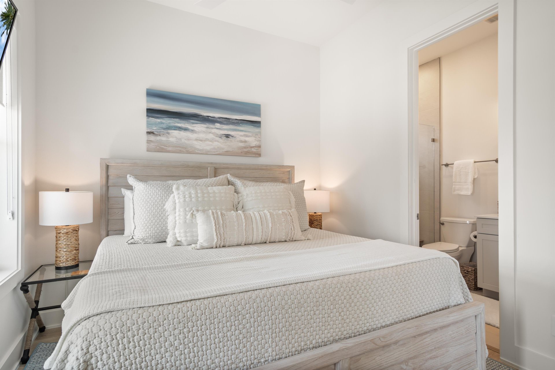 Ensuite King Bedroom, 2nd Floor