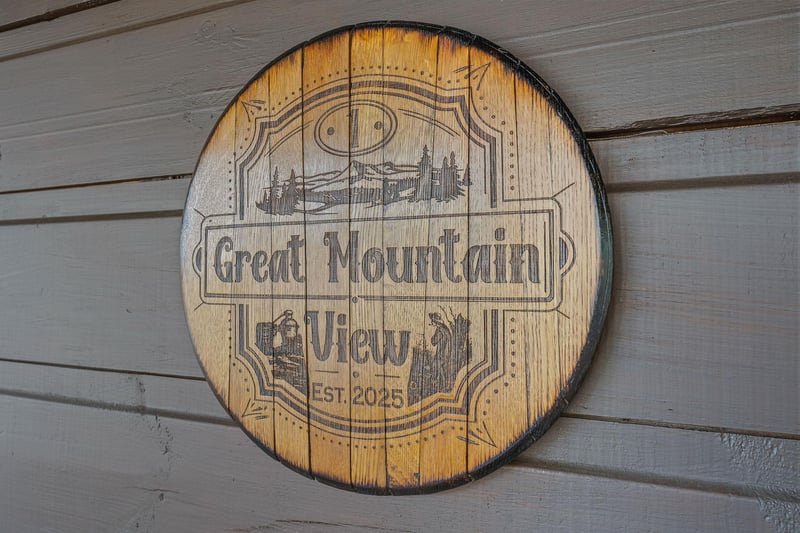 custom entrance decor