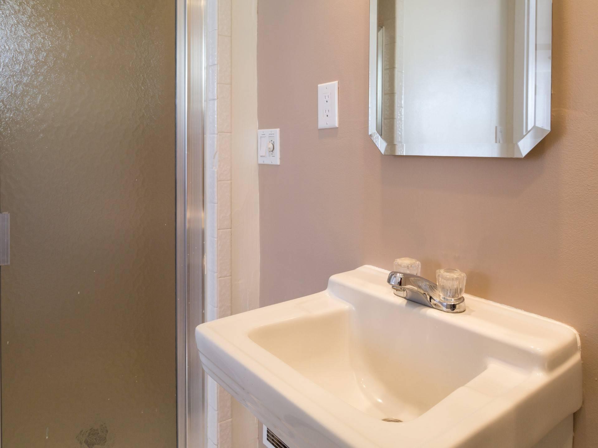 Ensuite bath