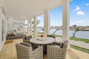 Primary Suite Lake View Patio, 1st Floor