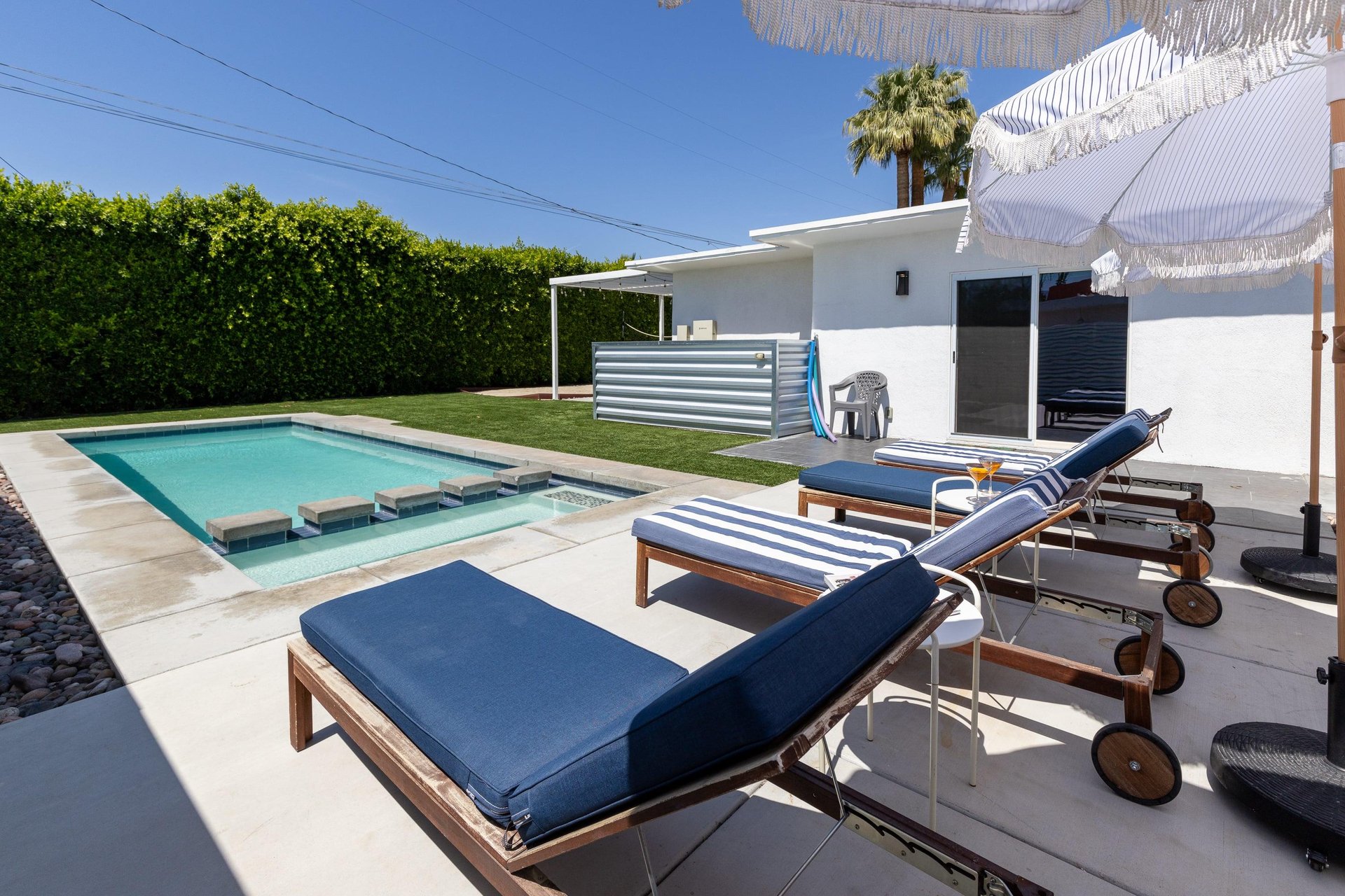 Time to soak in the Palm Springs sun