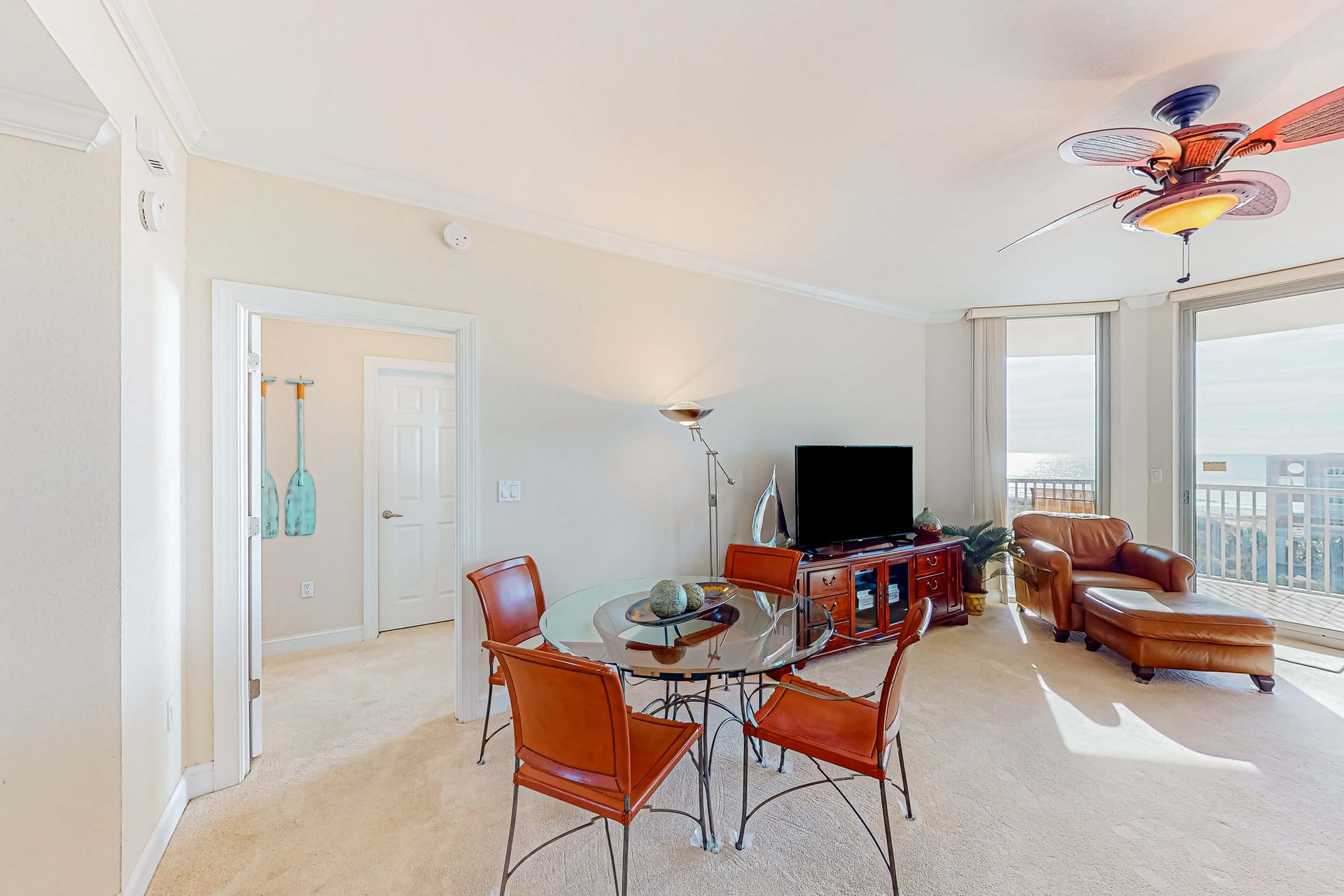 Emerald Dolphin 540 7