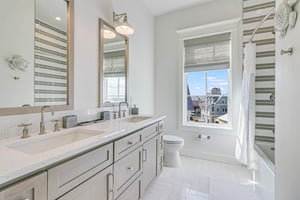 Right Side Bunk Bathroom, 3rd Floor