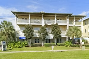 Grand Isle Getaway 205 30