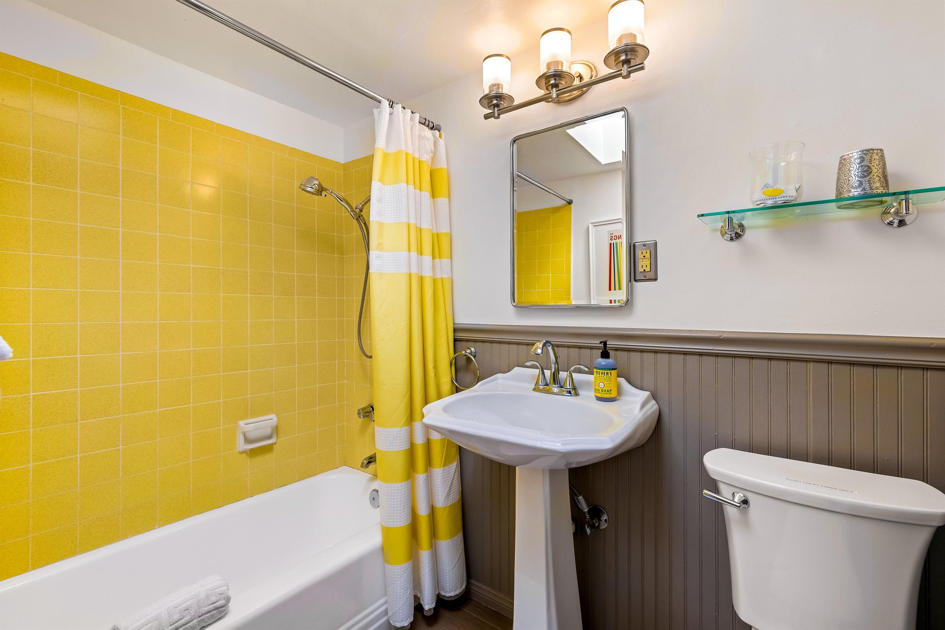 Guest bathroom