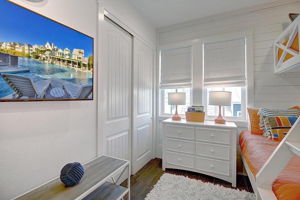 Bunk Bedroom, 2nd Floor