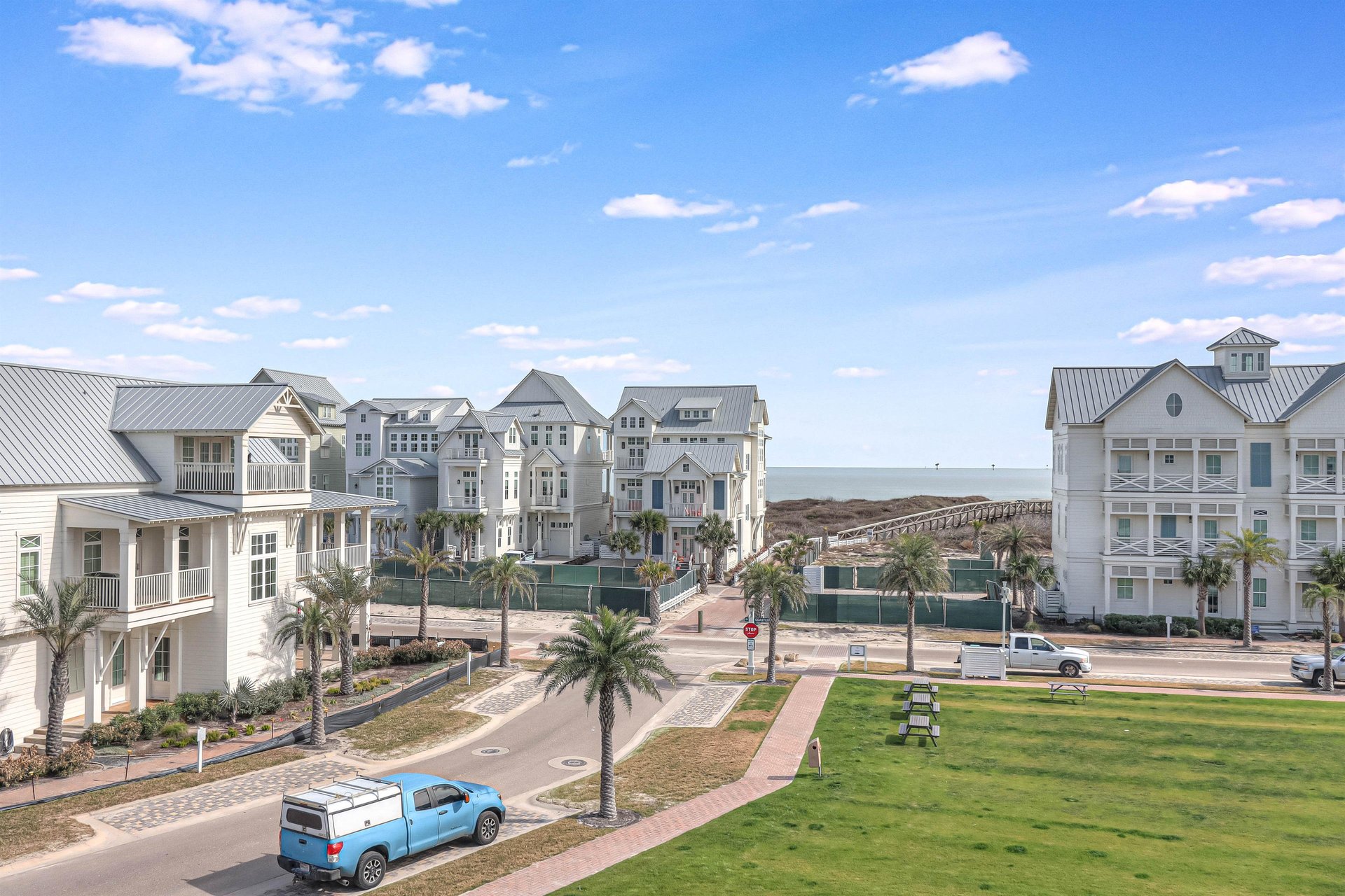 3rd Floor Sun Lounge View of the Park  Gulf