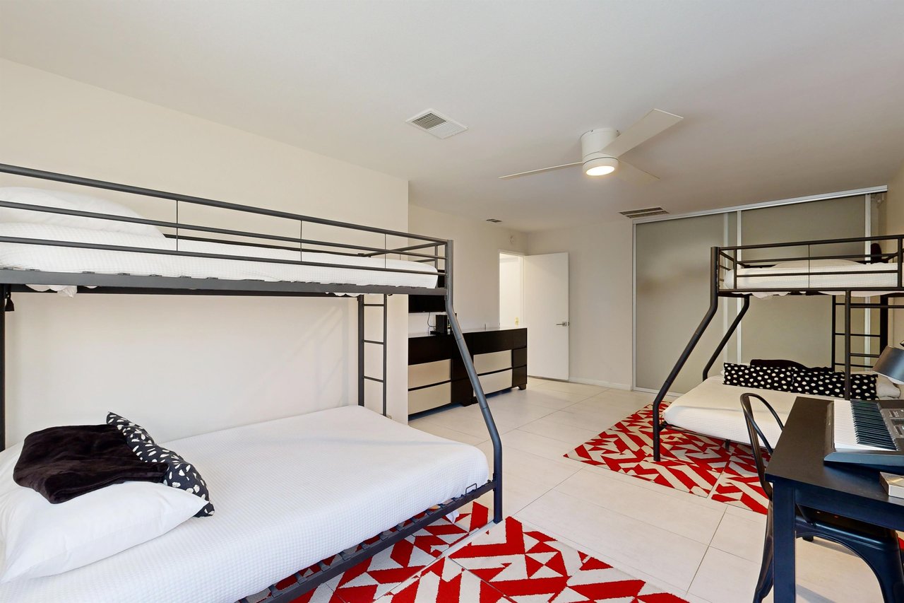 Width1280