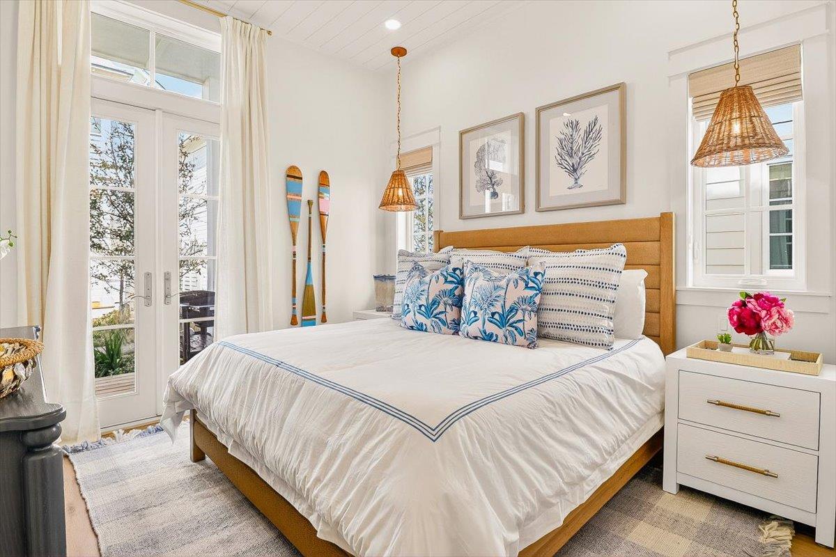 1st King Bedroom, 1st Floor