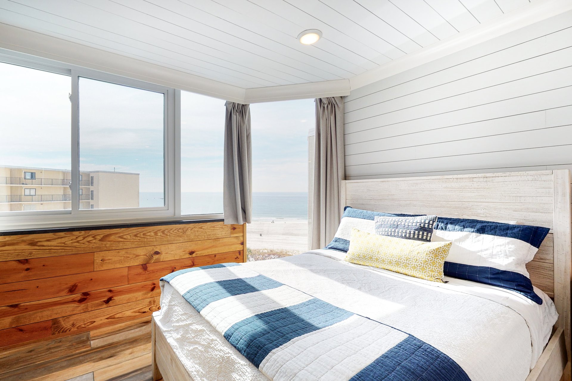 Top of the Gulf 707 8