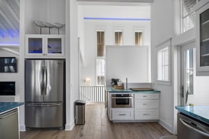 3rd Floor, Kitchen