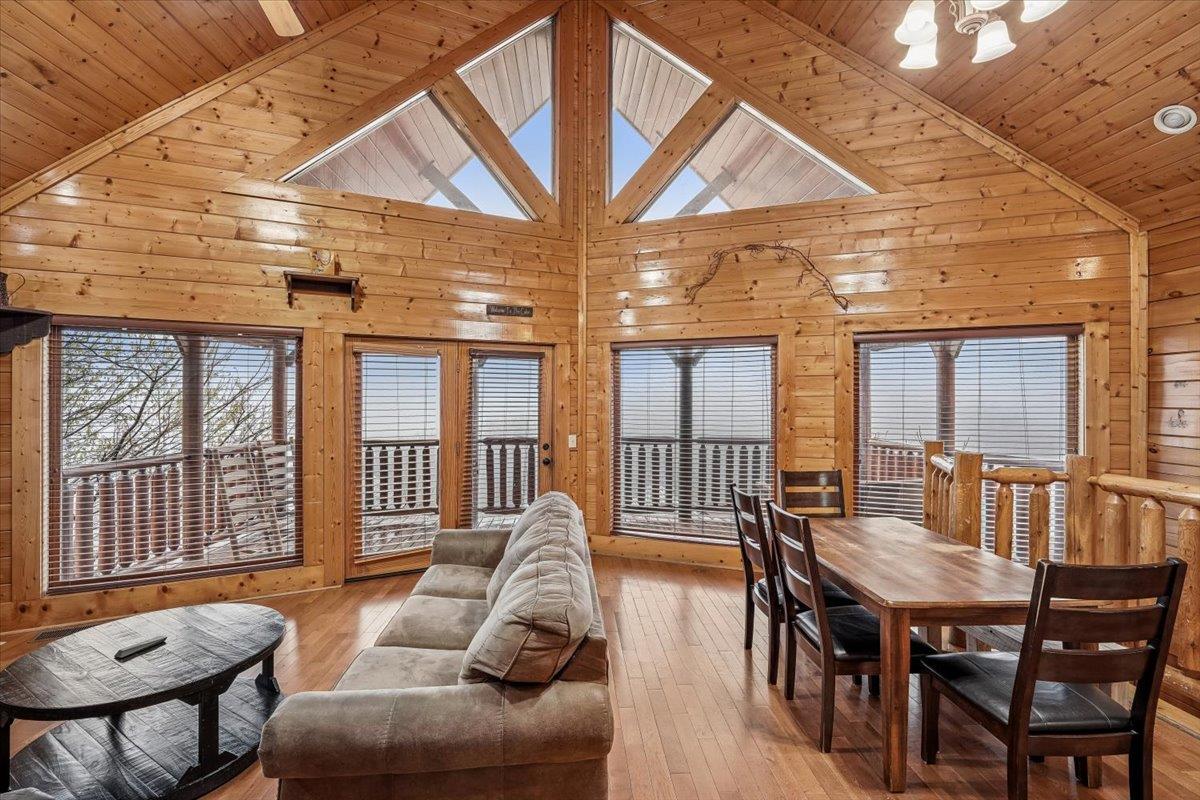 17Living Room