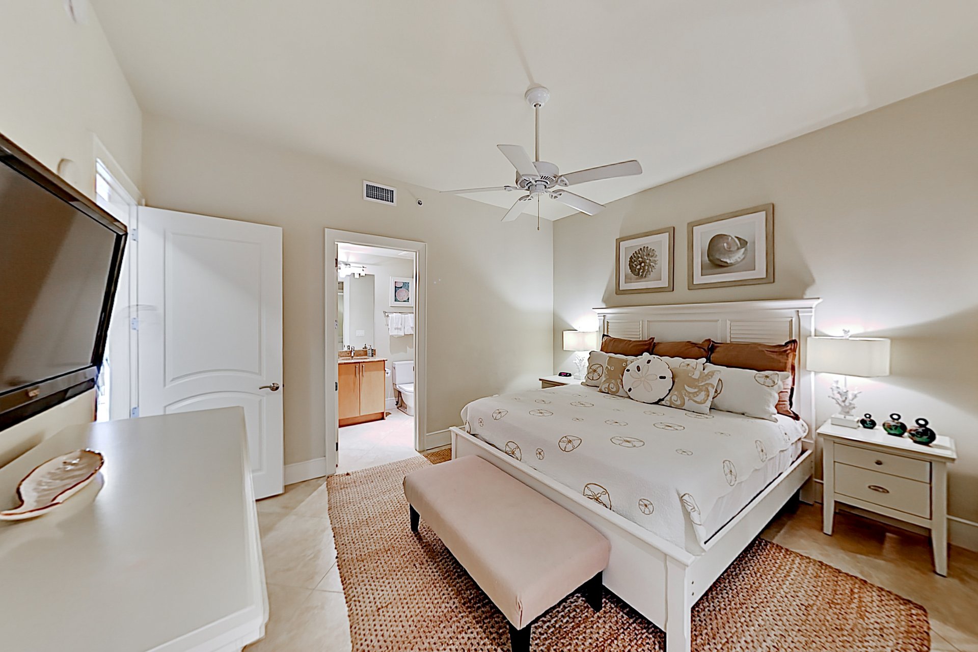 Turquoise Place 2205C 12