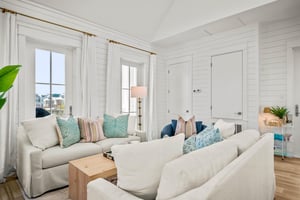 Features a queen sleeper sofa.