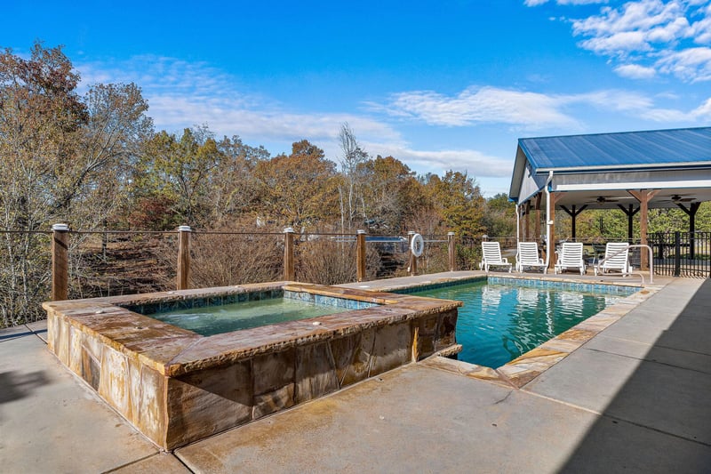 paradisesprings38