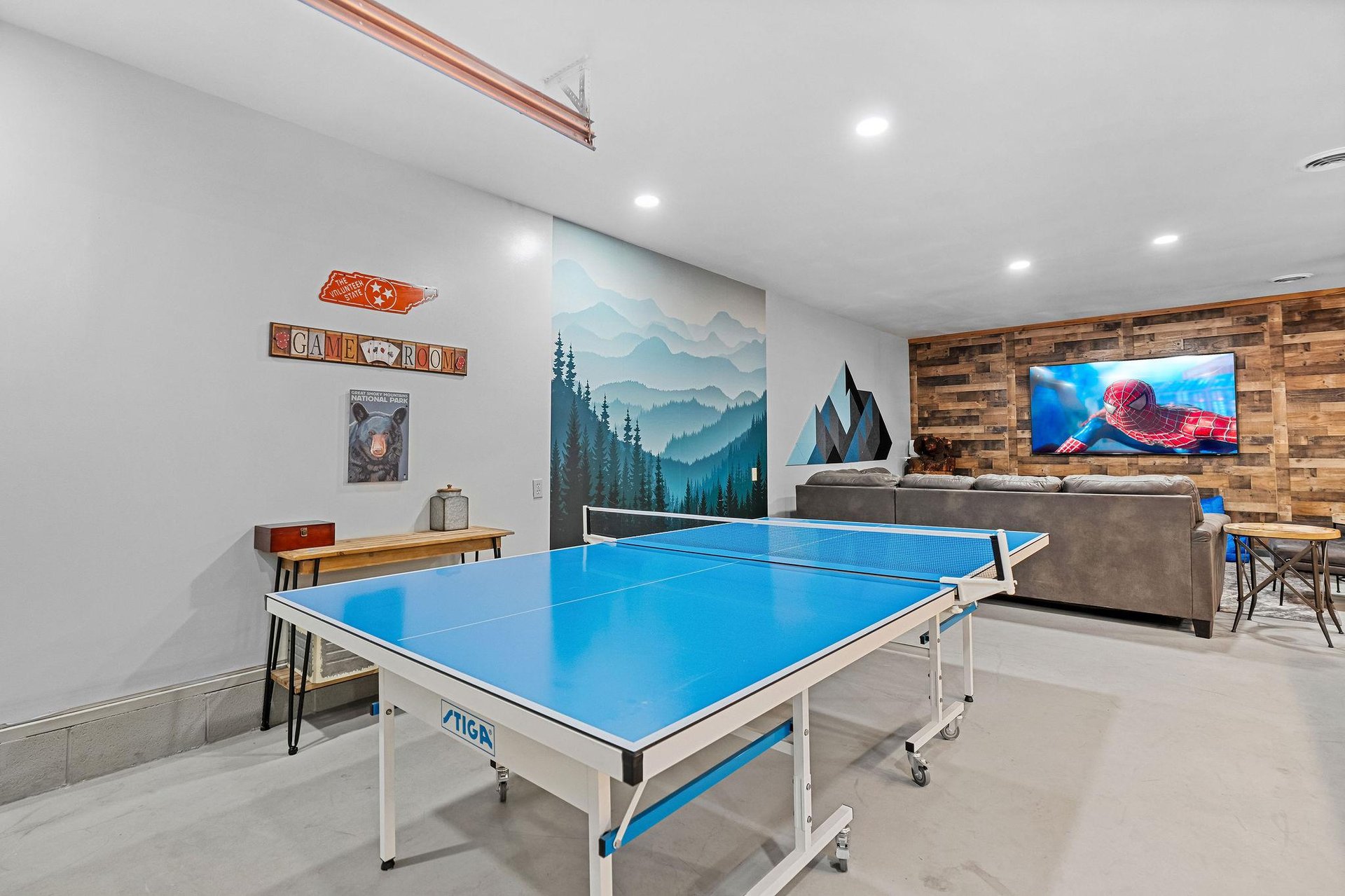Ping pong table