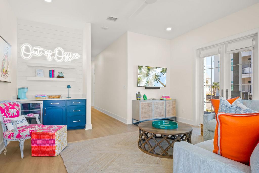 Living Area, 1st Floor