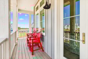 Wrap Balcony, 2nd Floor