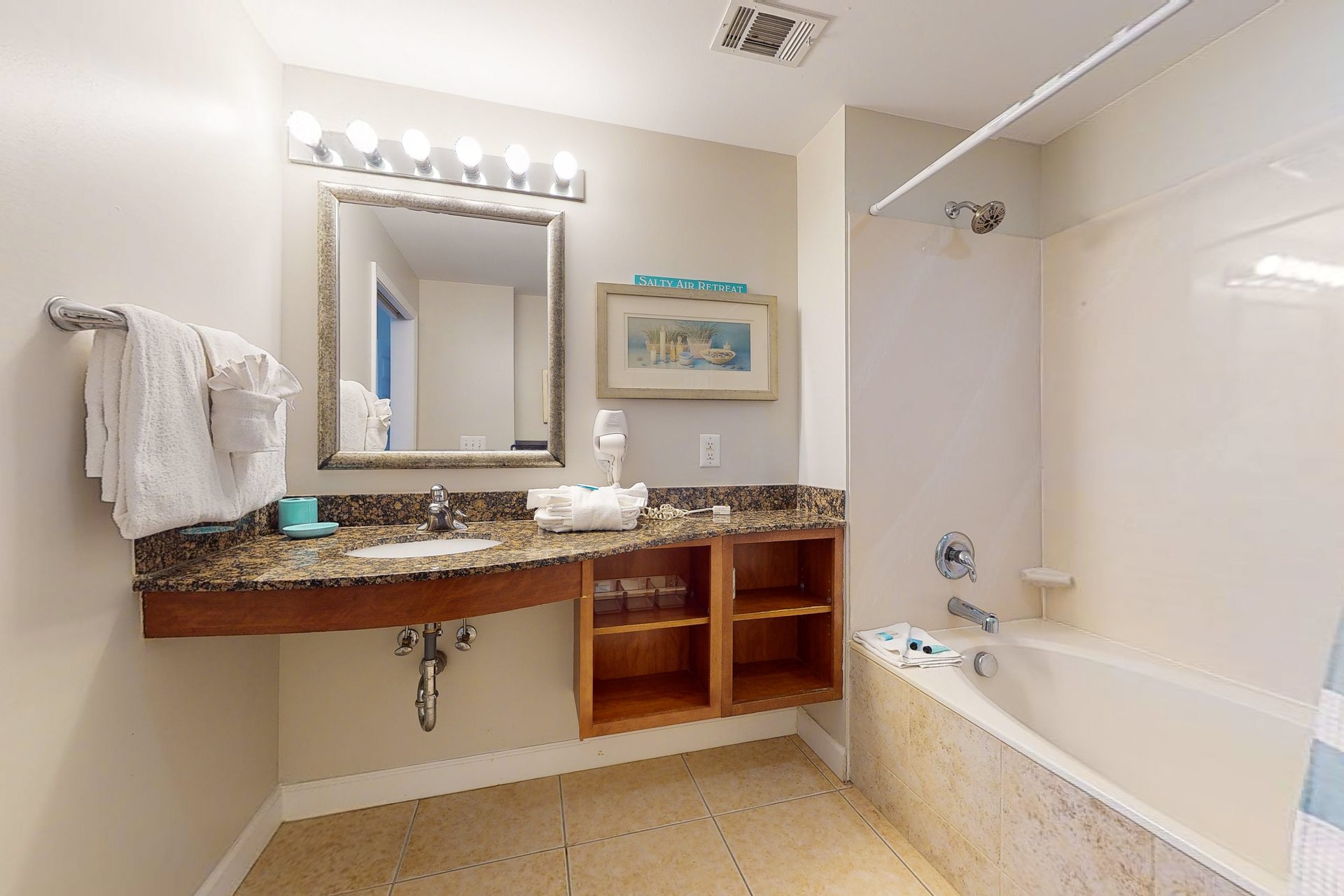 Splash Resort 604W 9