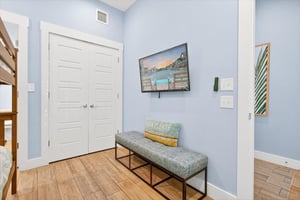 Full Over Full Bunk Bedroom