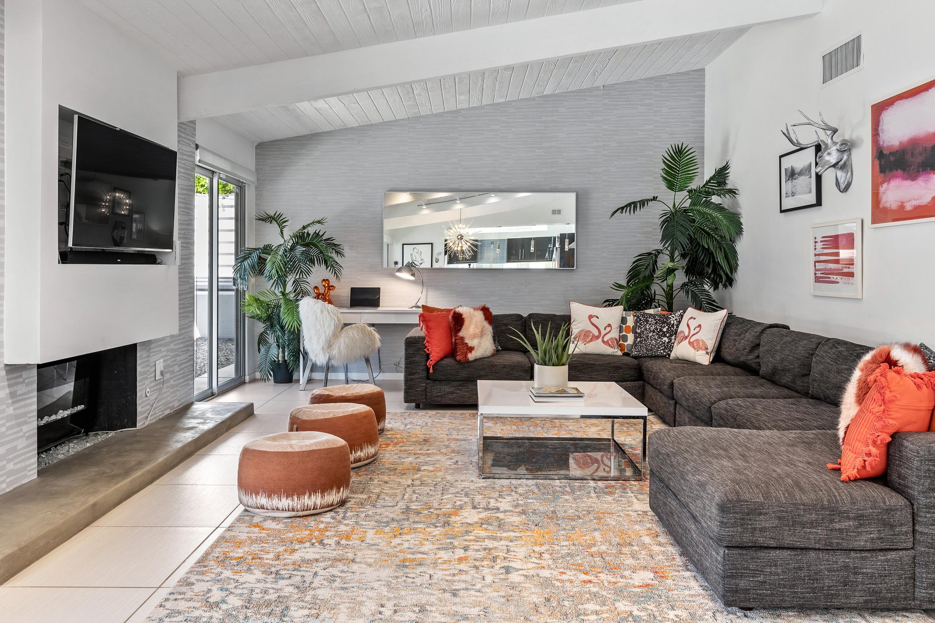 Comfortable and spacious living room